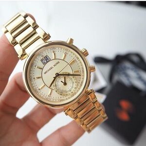 New Michael Kors Women’s Sawyer Gold Tone  Watch $275